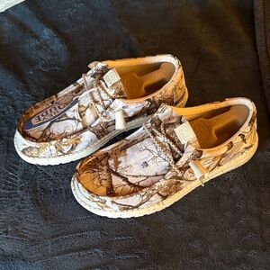 Men’s Real Tree Hey Dude Camo Shoes